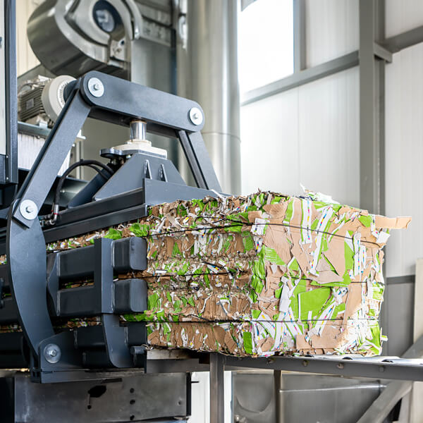 Estiba y carga de camiones en operaciones de recuperación Estiba y carga de camiones en operaciones de recuperación