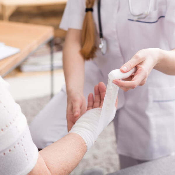 Cuidados auxiliares básicos en enfermería_curso online Cuidados auxiliares básicos en enfermería_curso online