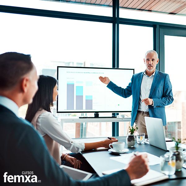 ¿Qué hace un director financiero? Funciones y habilidades clave