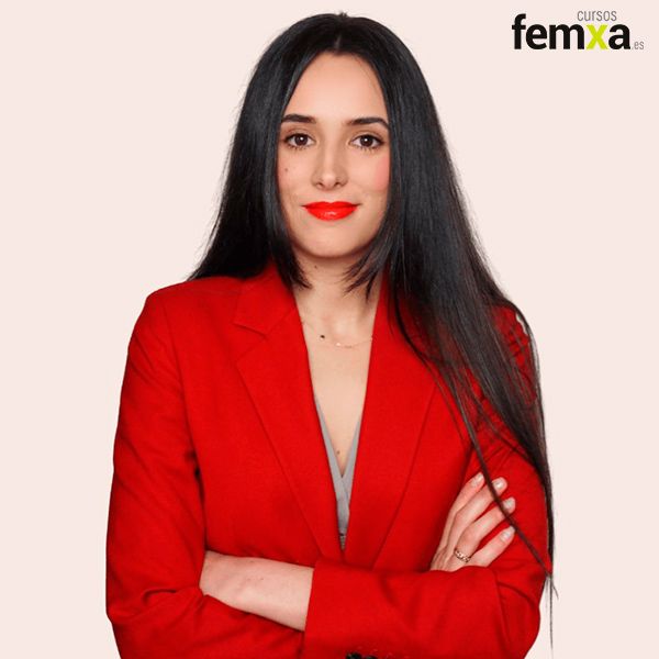 Eva Porto: &quot;Cuando una persona se forma, no solo adquiere conocimientos: también gana confianza&quot;