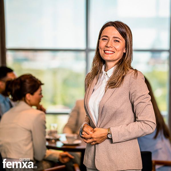 Tipos de liderazgo: características, ventajas y cuándo aplicarlos